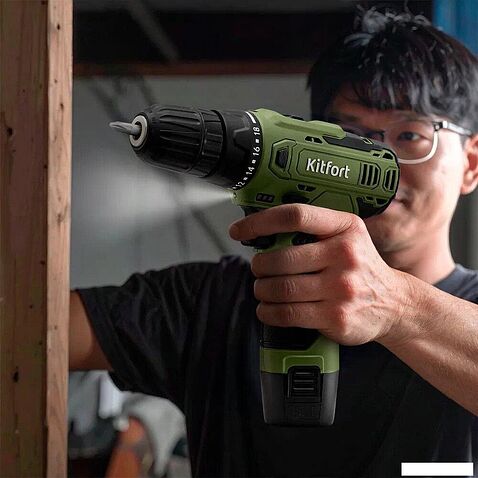 Дрель-шуруповерт Kitfort KT-6503 (1-им АКБ)