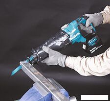 Сабельная пила Makita DJR187RT (с 1-им АКБ, кейс)