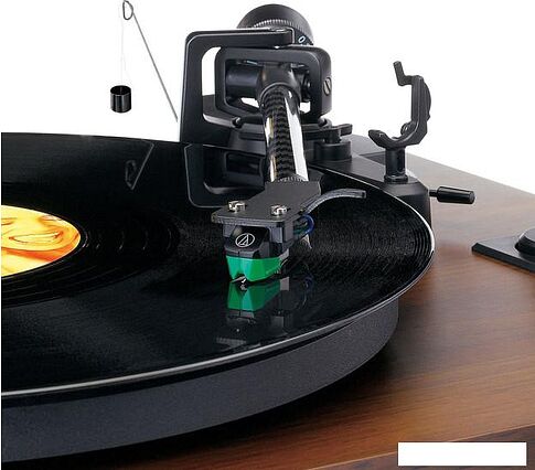 Виниловый проигрыватель Lenco LS-600