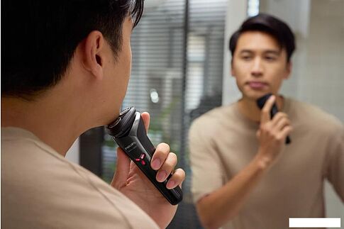 Электробритва Philips Series 1000 S1103/02