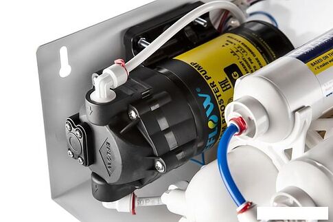 Система обратного осмоса Гейзер Премиум-П с помпой