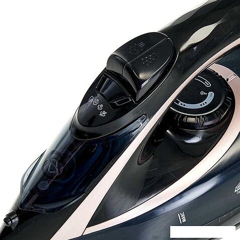 Утюг Delta LUX DE-3001 (черный/бронзовый)