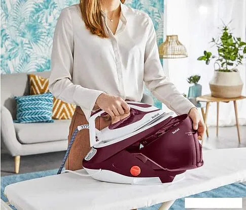 Утюг Tefal GV9220E0