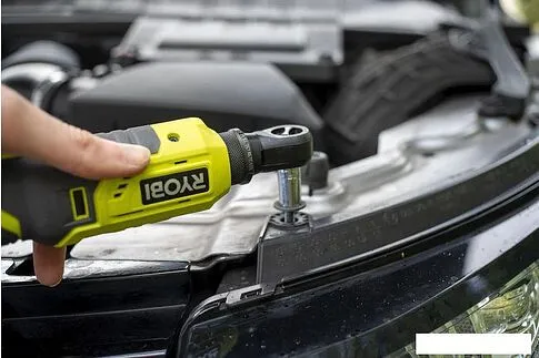 Угловая дрель Ryobi R18RW2-0 5133004833 (без АКБ)