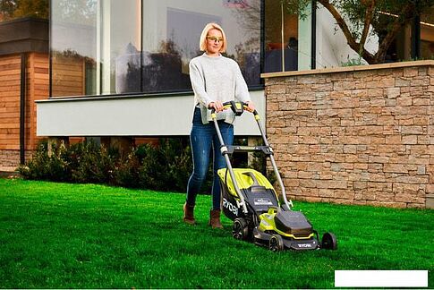 Колёсная газонокосилка Ryobi RY18LMX40A-0 (без АКБ)