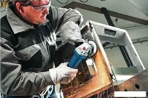 Угловая шлифмашина Bosch GWS 7-125 Professional [0601388108]