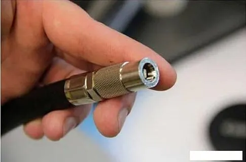 Манометр для шин Беркут TG-73