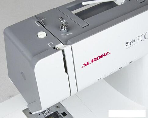 Компьютерная швейная машина Aurora Style 700