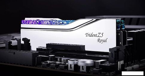 Оперативная память G.Skill Trident Z5 Royal 2x16ГБ DDR5 6400МГц F5-6400J3239G16GX2-TR5S