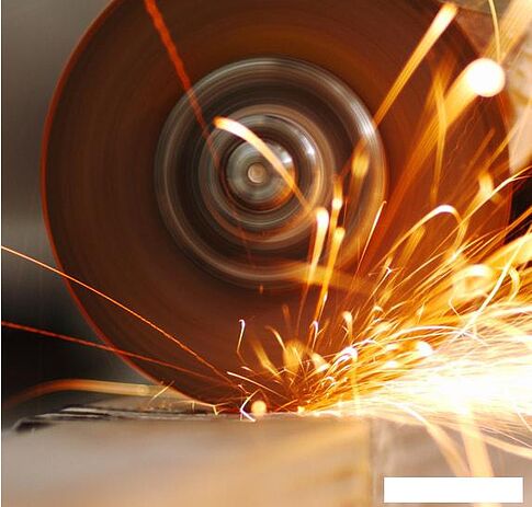 Дисковая пила Oasis PC-160