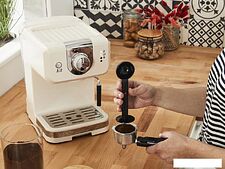 Рожковая помповая кофеварка Moulinex Soleil XP330A10