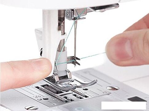 Электромеханическая швейная машина Singer M3205