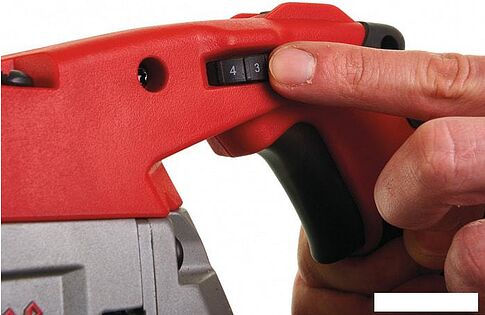 Ленточная пила Milwaukee M18 CBS125-0 4933447150 (без АКБ)