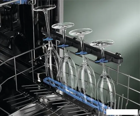 Встраиваемая посудомоечная машина Electrolux GlassCare 700 KEGB9305L