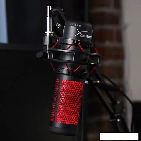 Микрофон HyperX QuadCast