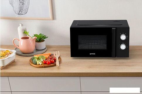 Микроволновая печь Gorenje MO20E2BH