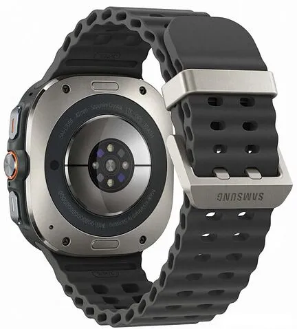 Умные часы Samsung Galaxy Watch Ultra 47 мм LTE (серый титан)