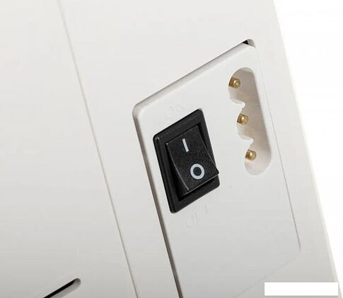 Электромеханическая швейная машина Janome Excellent Stitch 18A