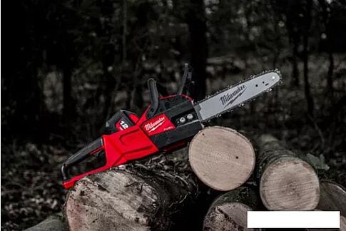 Аккумуляторная пила Milwaukee M18 FCHSC-0 (без АКБ)