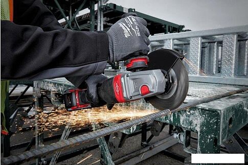 Угловая шлифмашина Milwaukee M18 FHSAG125XB-0X Fuel 4933471077 (без АКБ)