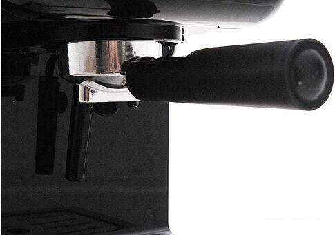 Рожковая помповая кофеварка Binatone ECM 153