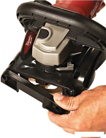 Угловая шлифмашина Milwaukee AGV 15-125 XC DEG-SET [4933448035]