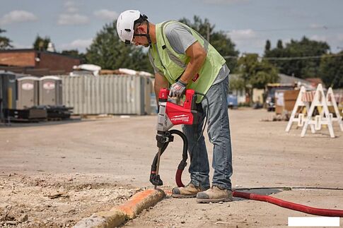 Перфоратор Milwaukee HACO 850 4933498603 (кейс)