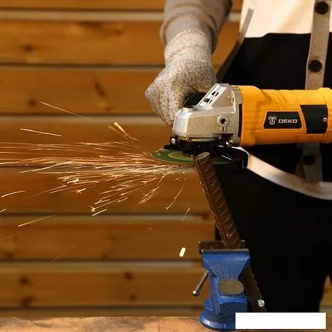 Угловая шлифмашина Deko DKAG1500