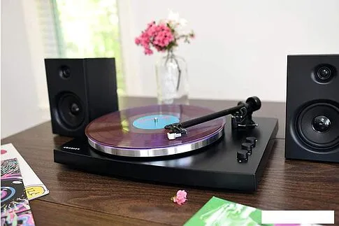 Виниловый проигрыватель Crosley T150A