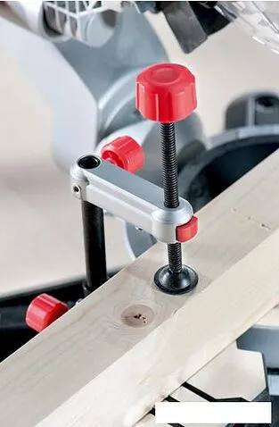 Торцовочная Metabo KGSV 216 M