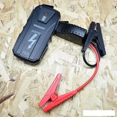 Портативное пусковое устройство Беркут JSL-15000