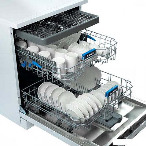 Отдельностоящая посудомоечная машина Бирюса DWF-615/03 W