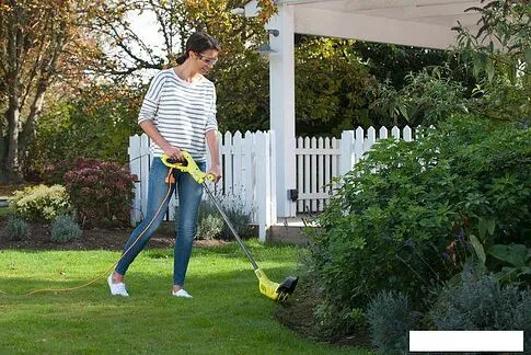 Триммер Ryobi RLT2925