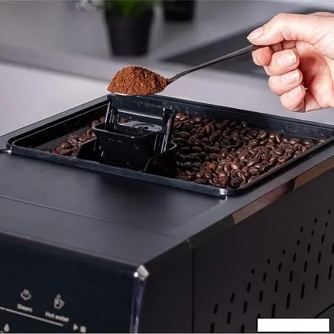 Эспрессо кофемашина Zelmer Maestro Barista ZCM8121