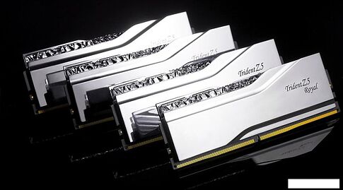 Оперативная память G.Skill Trident Z5 Royal 2x16ГБ DDR5 6400МГц F5-6400J3239G16GX2-TR5S