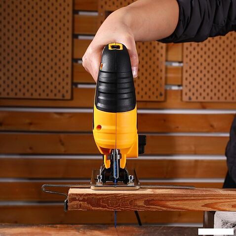 Электролобзик Deko JS650-D 083-1159