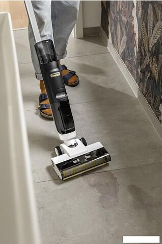 Вертикальный моющий пылесос Karcher FCV 3 1.056-122.0