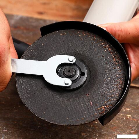 Угловая шлифмашина Deko DK1600AG PRO 086-1005