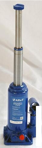 Бутылочный домкрат AE&T T02002 2т