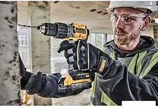 Ударная дрель-шуруповерт DeWalt DCD805NT (без АКБ, кейс)