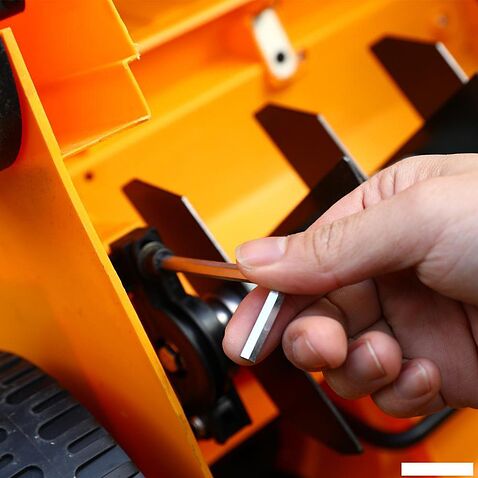 Скарификатор-аэратор Deko DKESC1500 081-2003