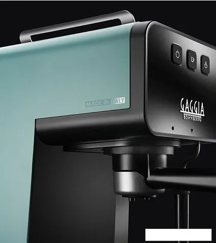 Рожковая бойлерная кофеварка Gaggia Espresso Deluxe Green EG2111/66