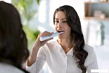 Электрическая зубная щетка Philips Sonicare HX3651/13 Электрическая зубная щетка Philips Sonicare HX3651/13