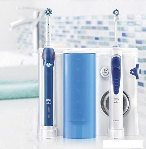 Электрическая зубная щетка и ирригатор Braun Oral-B Center OxyJet Pro 2000 OC501.535.2