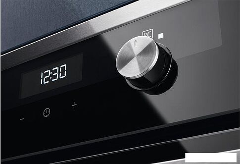 Электрический духовой шкаф Electrolux SteamBake 600 KOD5H70BX