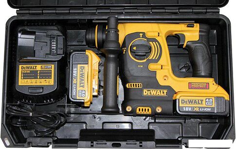 Перфоратор DeWalt DCH253M2
