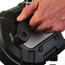 Ленточная пила Milwaukee M18 CBS125-0 4933447150 (без АКБ) Ленточная пила Milwaukee M18 CBS125-0 4933447150 (без АКБ)