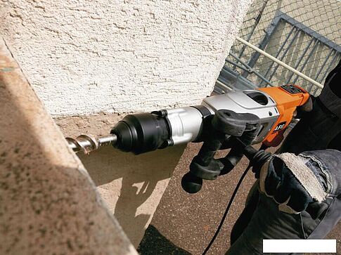 Перфоратор AEG Powertools PN 11 E