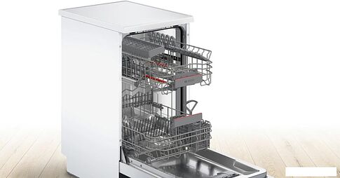 Отдельностоящая посудомоечная машина Bosch Serie 4 SPS4EKI24E