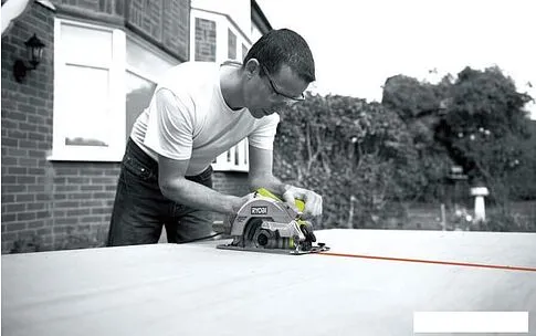 Дисковая (циркулярная) пила Ryobi RCS1600-KSR